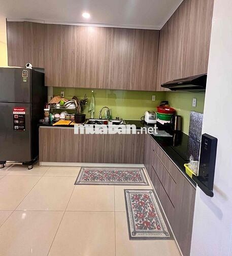 Cần bán Căn 3PN đầy đủ nội thất, chỉ cần vào ở. LH xem nhà.