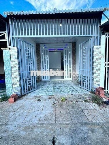 Bán nhanh căn nhà ngộp–sổ riêng, dân cư đông,tại Thị trấn Củ Chi800tr