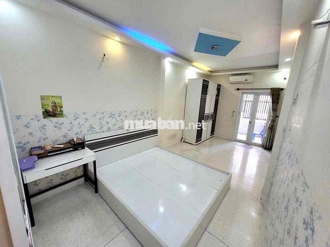 NHÀ THUÊ GIÁ RẺ CÓ NỘI THẤT CƠ BẢN • HẺM QUANG TRUNG P10 GÒ VẤP Ở NGAY
