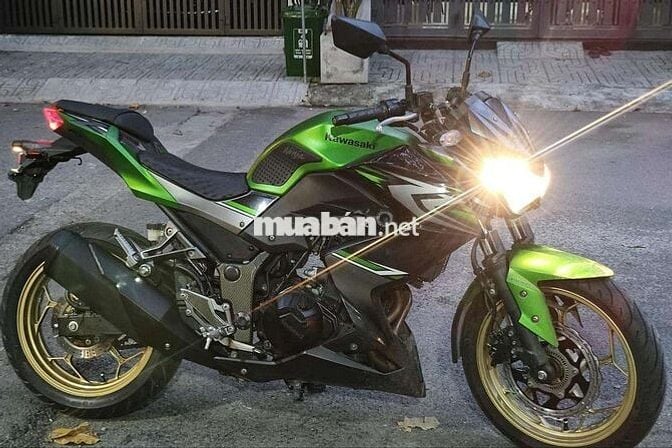 🥰Tphcm siêu phẩm kawasaki Z300abs Giá iu thương