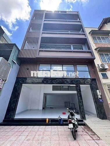 Tòa nhà 8x11 5 tầng có thang máy, hầm để xe khu dân trí cao Hà Đô