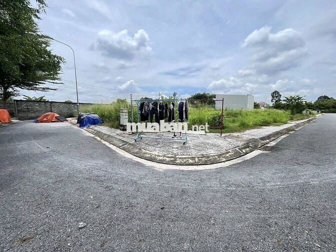 NGỘP BÁN LÔ ĐẤT 2 MẶT TIỀN NHỰA NGUYỄN THỊ LẮNG 410TR/130M2 SỔ RIÊNG