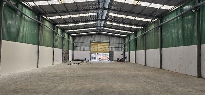 Nhà xưởng cho thuê phường thạnh lộc quận 12 dt: 600m giá 33 triêu