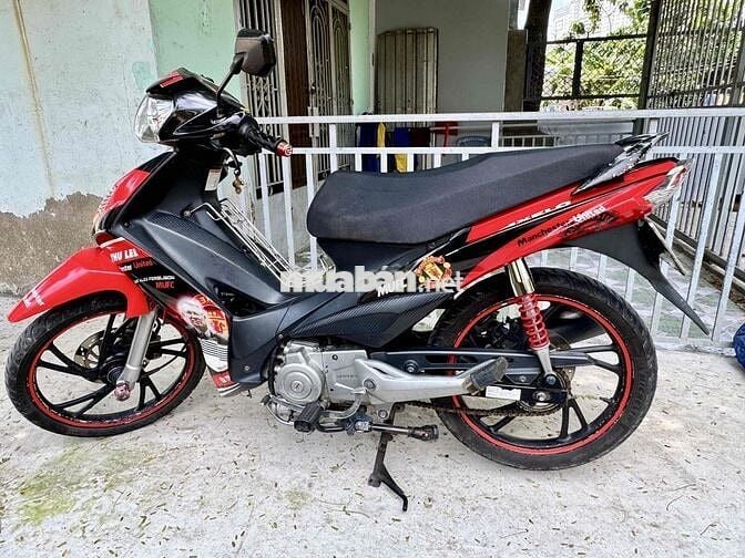 Suzuki Axelo 125 đời 2016
