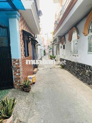 Nhà 2 tầng + 57m2 + Đường 49 Hiệp Bình Chánh Tp. Thủ Đức - Nhỉnh 4tỉ