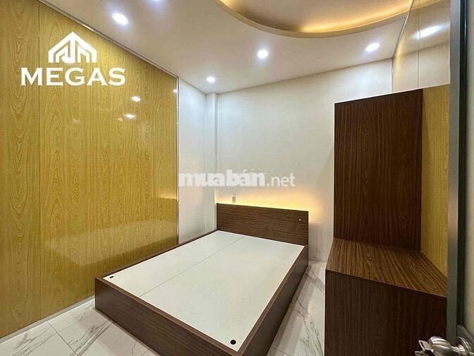 CHDV 2PN MỚI TINH  PHÒNG BANCOL VIEW ĐẸP - SẠCH SẼ NGAY ĐẦM SEN