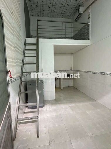 CHO THUÊ PHÒNG TRỌ SẴN MÁY LẠNH VÀ MÁY GIẶT NGUYỄN VĂN CỪ GẦN ĐHYD
