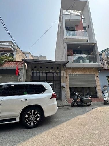 Phân Lô Bàn cờ Oto chạy vòng quanh phố Việt Hưng dt 50m2 mt 4m