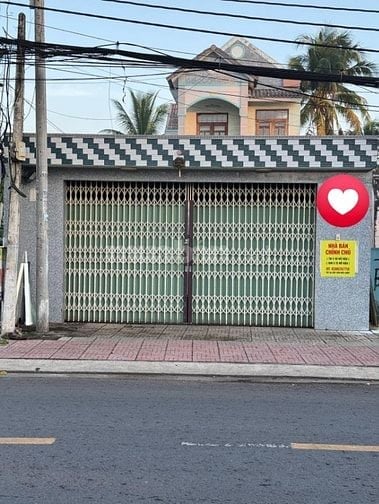 BÁN NHÀ MẶT TIỀN – CÓ SÂN LÀM XƯỞNG – KHÔNG NGẬP, GẦN C.A TP - MỸ THO