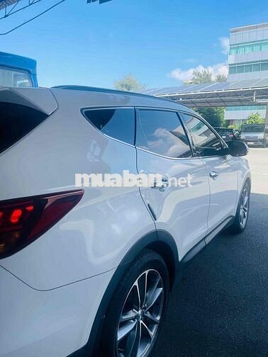 Hyundai Santa Fe 2018 2.4 AT 4 WD - 101000 km