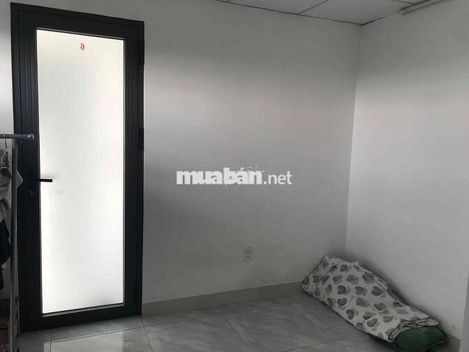 NAM - Cần người ở ghép share tiền