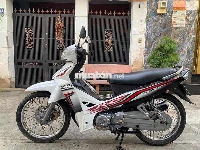Yamaha Sirius 110cc 2013 trắng đen SD39000km bstp