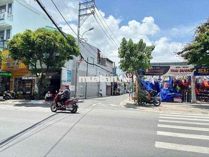 Bán Nhà Cấp 4 cũ - TÍNH ĐẤT- Mặt Tiền TTH15- 188m2- 10tỷ- VIP