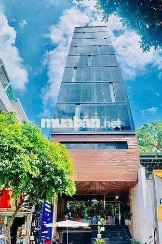 Mặt Tiền  Sư Vạn Hạnh gần Vạn Hạnh Mall Quận 10