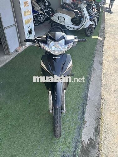 Honda wave Blade 110 bs 65 máy zin êm giá 8tr900