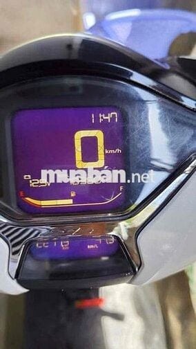 em kẹt vốn làm ăn nen bán