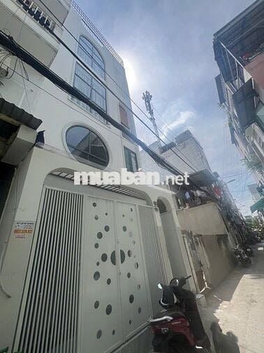 CHDV 5 tầng – Bùi Văn Ba, Quận 7,

Ô tô đậu cửa Thu nhập 80tr/tháng