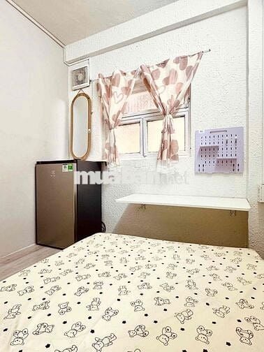CHO THUÊ PHÒNG TRỌ FULL NỘI THẤT - CỬA SỔ THUẬN TIỆN ĐI QUẬN 1