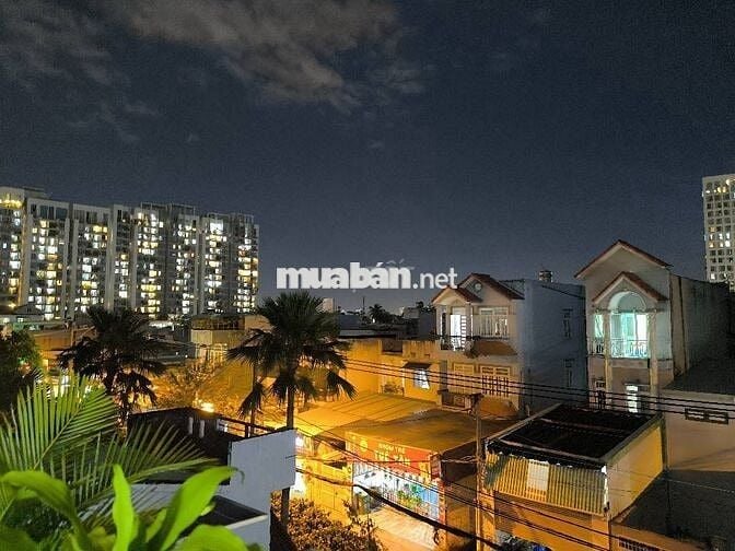 162m2 full thổ.3 tầng. MT đường 20. Ngay gigamail. View sông 23.6 ty