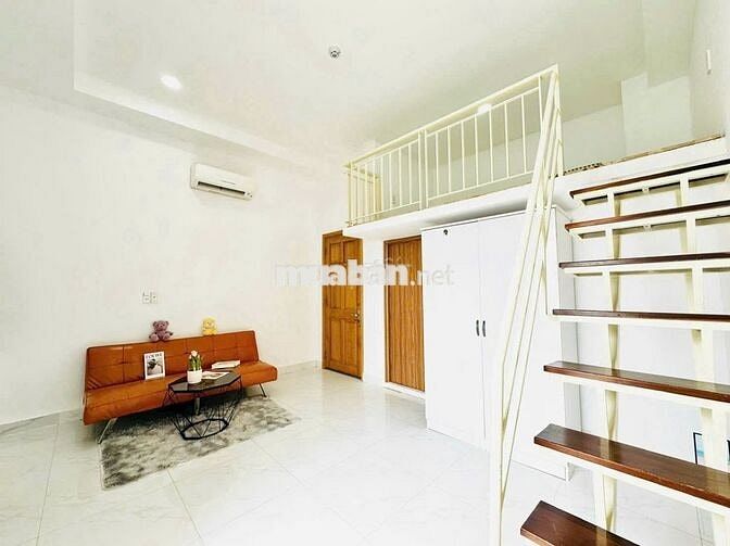 DUPLEX NGAY CMT8 QUẬN 3, MỚI 100%. Ở ĐƯỢC 3 4 NGƯỜI