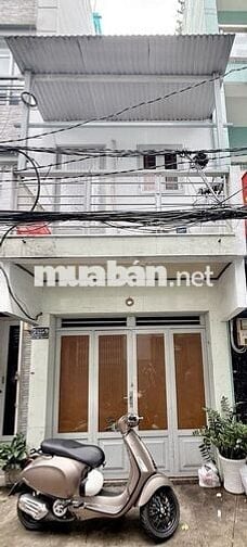 Nhà riêng trung tâm Q10,pháp lý rõ ràng,gần tiện ích,di chuyển dễ dàng