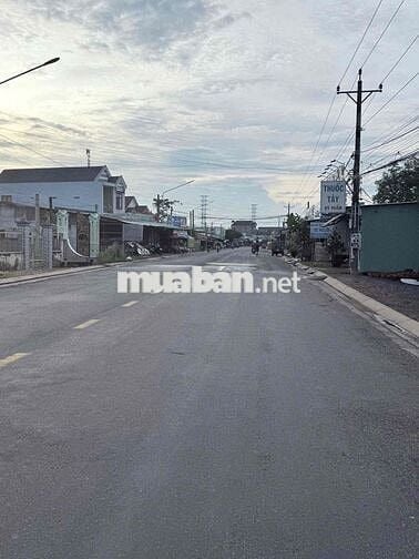 Đất thổ 1 sẹc nhựa 833, cách chợ trường học chỉ 200m