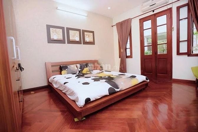 Cho thuê nhà ngõ 4 đỗ đức dục 75m x4T ô tô đỗ cửa