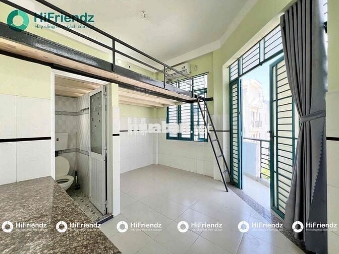 PHÒNG BAN CÔNG RỘNG THOÁNG ÁNH SÁNG TRỜI SIÊU RỘNG NHÀ MỚI SẠCH SẼ