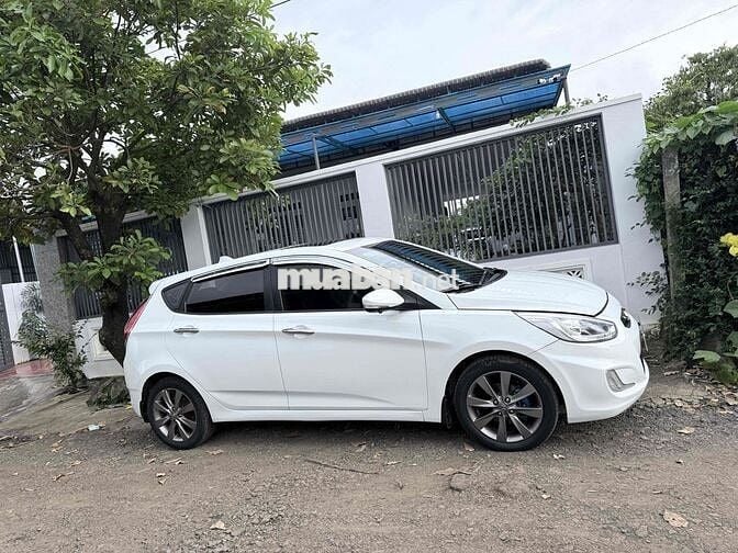 Hyundai Accent 2014 - 104000 km