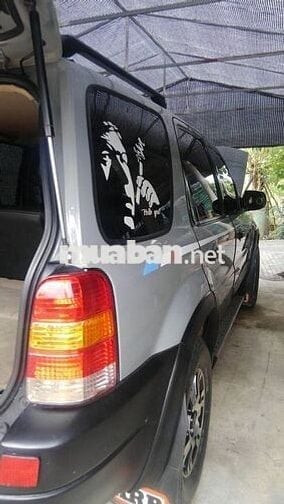 Ford Escape 2003 2.0L 4x4 MT - 200000 km