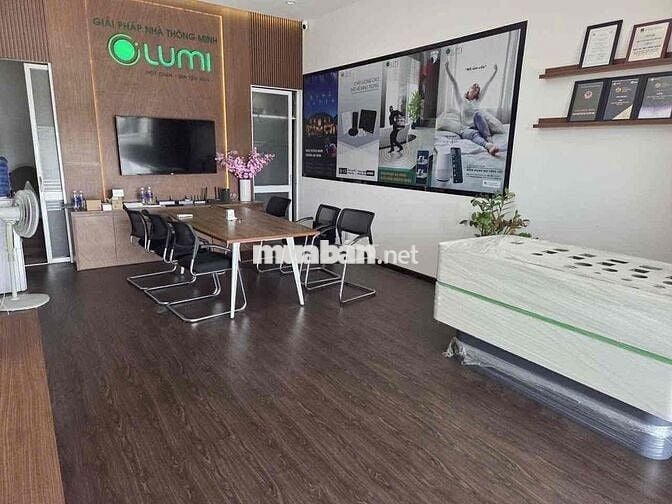 ✅ Cho thuê nhà 4 tầng mặt tiền : 2/9 - Hải Châu - 20 Triệu