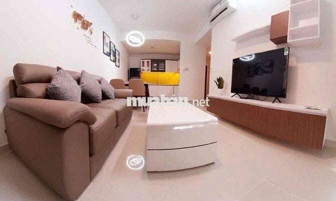 Cho thuê 2PN/2WC tầng cao thoáng full nội thất ở ngay chỉ 16tr nhà đep