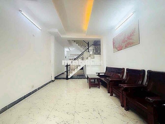 NHÀ 2 MẶT TIỀN HẺM TRƯỚC SAU – THÔNG THOÁNG – 55M² NGAY TRUNG  TÂM Q7