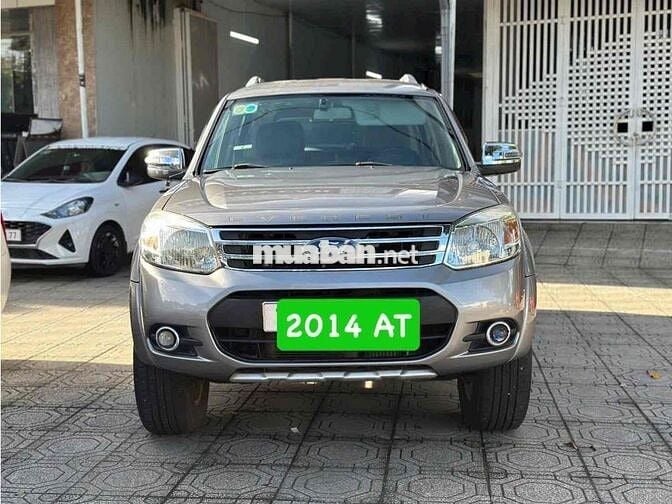 Ford Everest 2014 Limited 4x2 - 122000 km