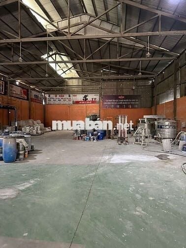 Cho thuê kho xưởng Mặt Ql6 Chương mỹ Hà Nội  1400m , điện 3 pha, cont.