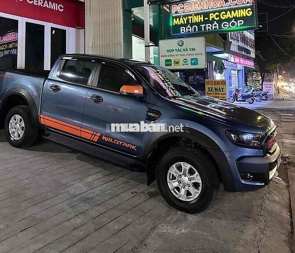 Ford Ranger 2017 XLS 2.2L 4x2 AT - 90000 km