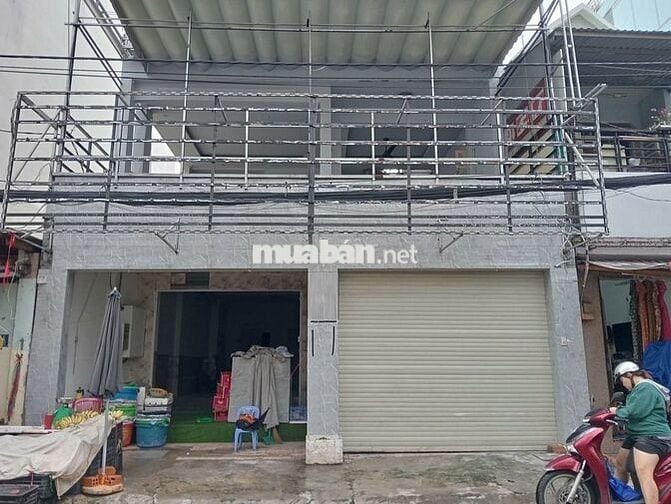 NHÀ MẶT TIỀN ĐƯỜNG ĐỐI DIỆN CHỢ TÂN HƯƠNG 8X 20 KHU MUA BÁN SẦM UẤT