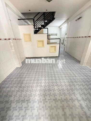 Bán Nhà 4.25 dài 9. trệt lầu 2 phòng. ngay Quang Trung P10. chỉ 3.3tỷ