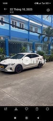 Hyundai Accent 2021 màu trắng đã qua sử dụng