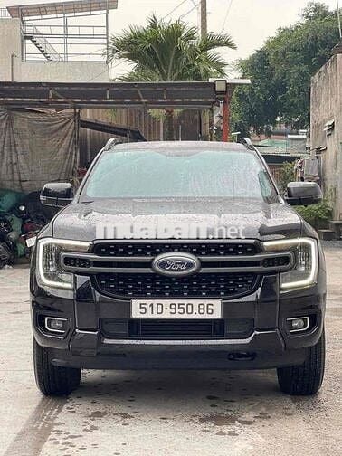 Ford Ranger 2024 XLS 2.0 4X2 AT - 20000 km