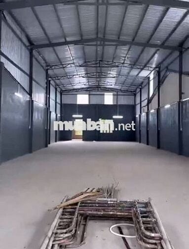 Kho đẹp diện tích 400m2 ở Nguyễn Bình cần cho thuê gấp đường cont