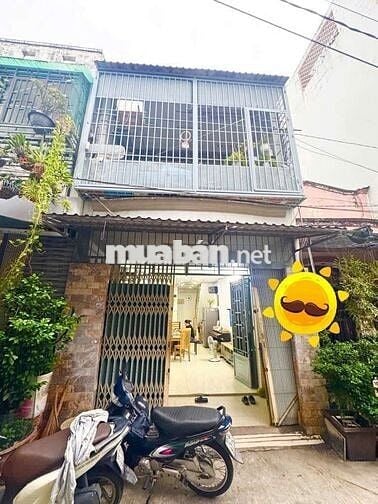 NHÀ HIẾM 2 TẦNG KHU TÂN HÒA ĐÔNG (4m x 10,5m) BTĐ -BT