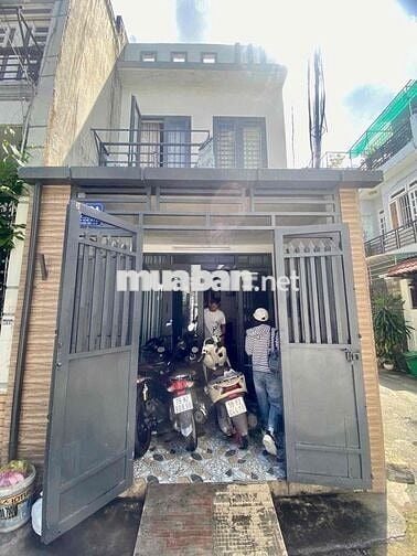 NHÀ 2 TẦNG LÔ GÓC LÂM THỊ HỐ Q12 - ĐƯỜNG OTO ĐẬU TRƯỚC NHÀ
