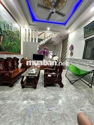 nhà lầu trệt TÂN BÌNH , DĨ AN, Kế đường LIÊN HUYỆN,gần chợ Phú An