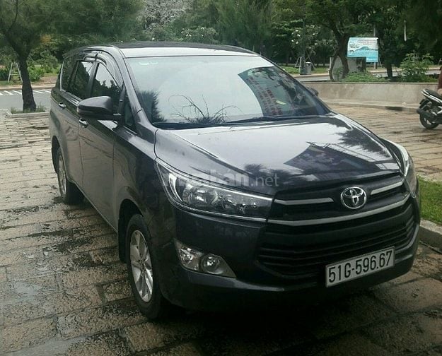 Cho thuê ngắn hạn,dài hạn xe innova 7 chỗ có tài