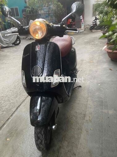 piaggio ngay chủ máy êm zin chưa bung đầu xe