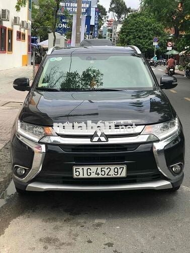 Mitsubishi Outlander 2017 2.4 CVT - 100000 km