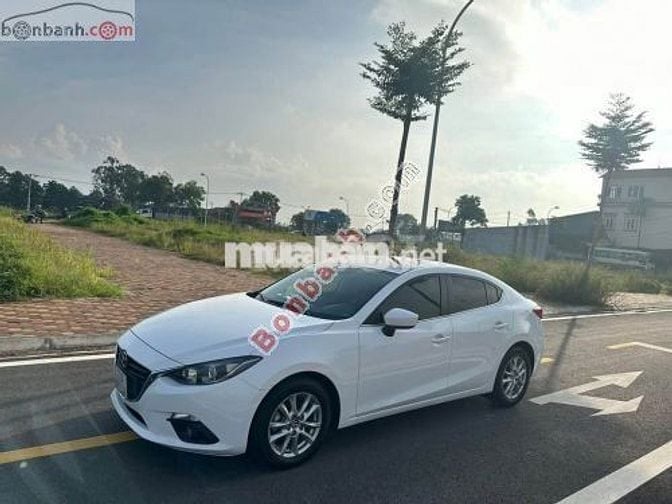 Mazda 3 1.5 AT 2016