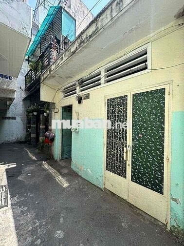 Bán Nhà cấp 4 dt 4.3 nở hậu 4.7 dài 15.5m. Nguyễn Oanh p17.