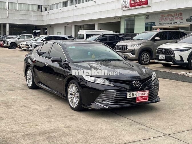 Toyota Camry 2021 2.5Q - 79000 km